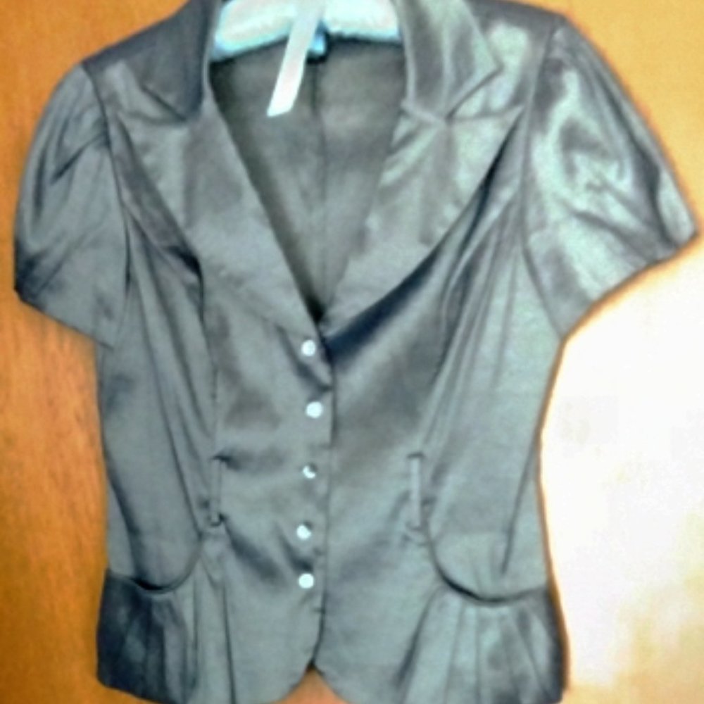 XSCAPE GREY SHORT SLEEVE JACKET/BLAZER, LIKE NEW